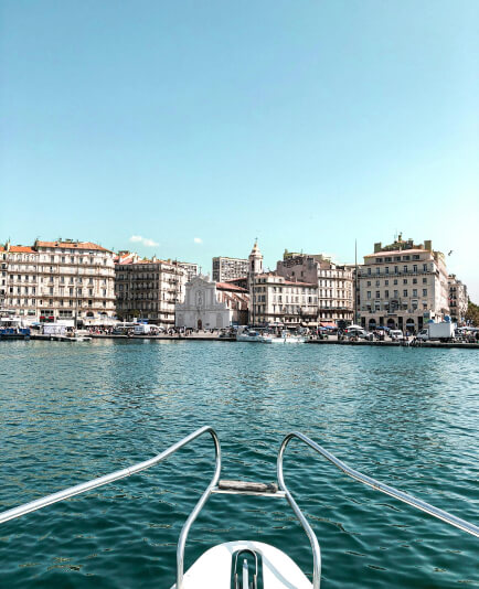 Regular Yacht