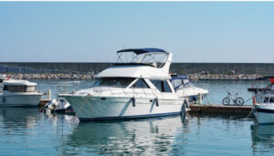 Displacement Yachts