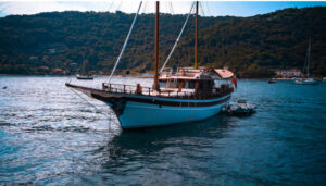 yacht-08-300×171